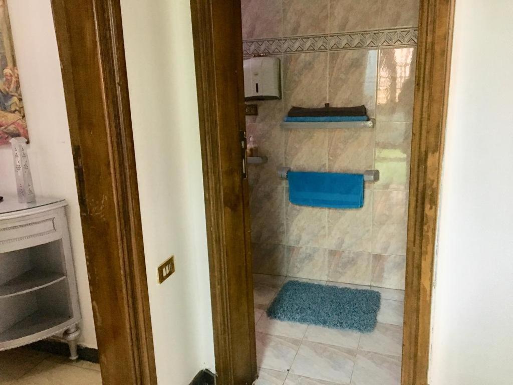 One Bedroom Views Local To Airport Cairo